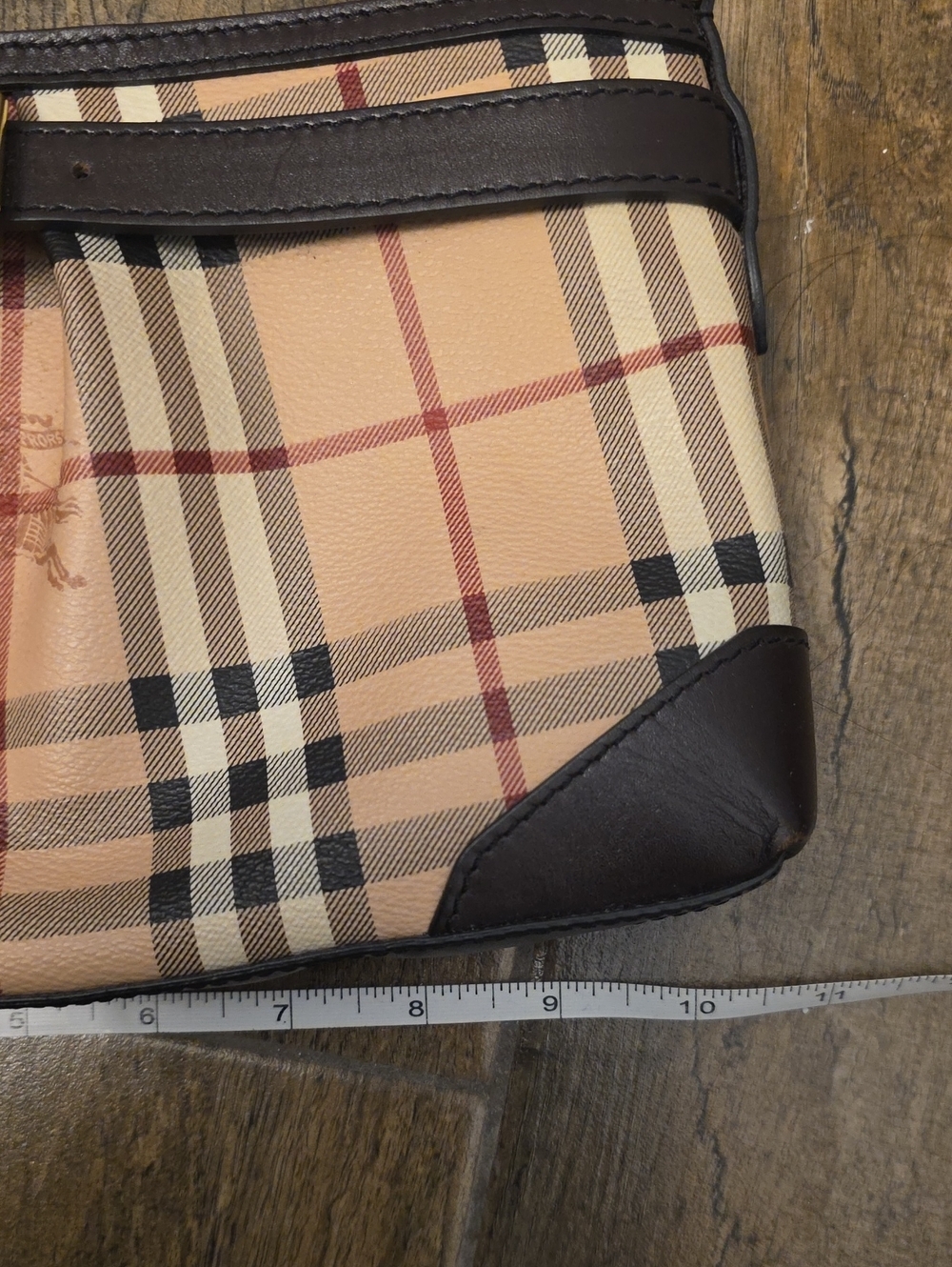 BURBERRY Classic Plaid Crossbody Bag with Dark Brown Trim - Picture 14 of 16